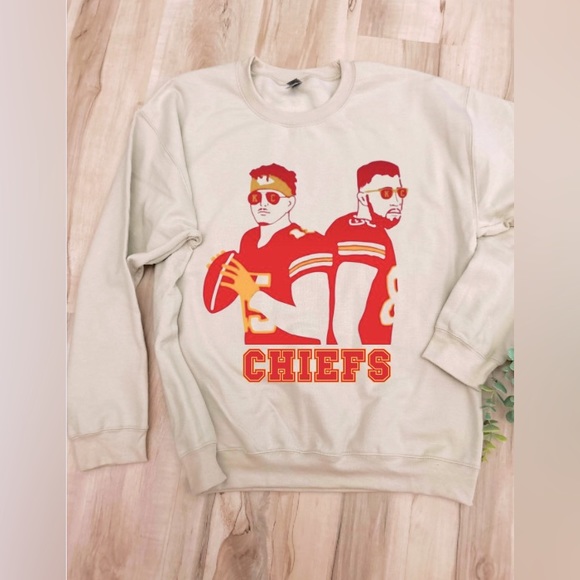 New Kansas City Chiefs Sweatshirt - Picture 4 of 4